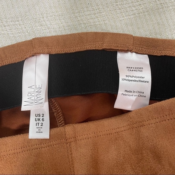 Marla Wynne Camel Faux Suede Straight Stretch Pants Side Zipper Size 2 - Picture 11 of 13